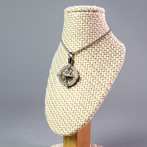 COLLAR BRÚJULA